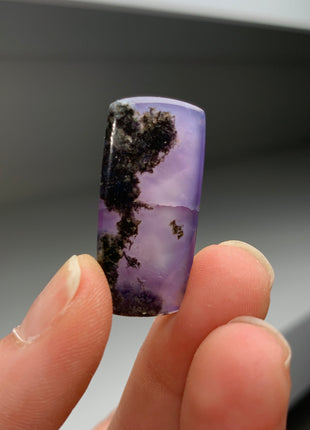 Green Moss in Purple Chalcedony !