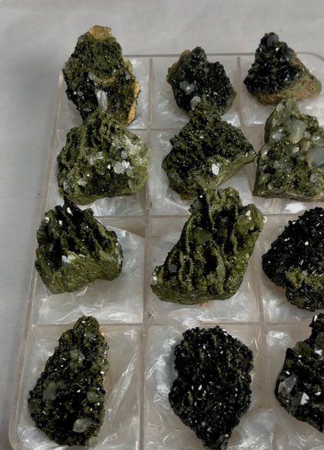 12 Pieces ! Very High Grade Forest Epidote with Quartz Lot