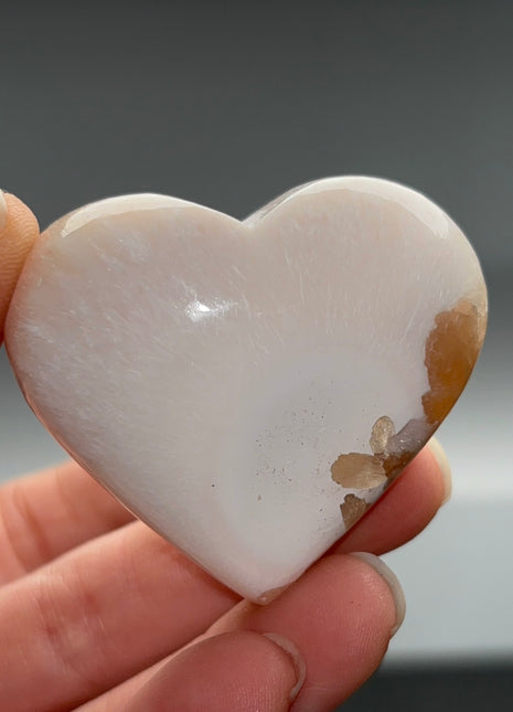 Wow ! Pink Stilbite with Scolecite Heart