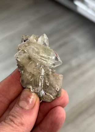 New arrival ! Gemmy Green Apophyllite