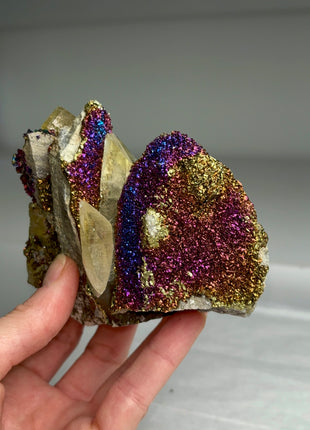 Chalcopyrite with Calcite from Sweetwater mine