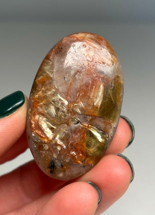 Golden Red Mica with Quartz