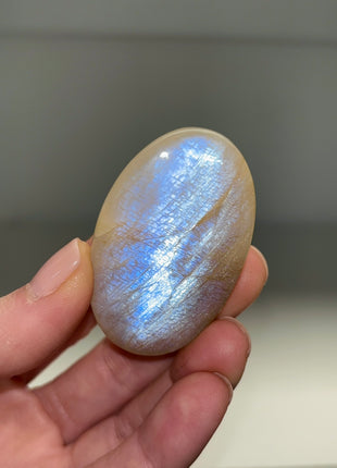 Top Grade Rainbow Moonstone from Tanzania