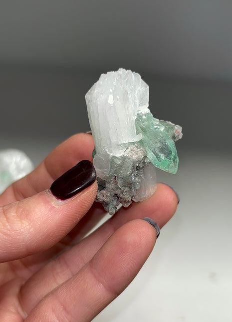 9 Pieces ! High Grade Green Apophyllite with Stilbite, Chalcedony