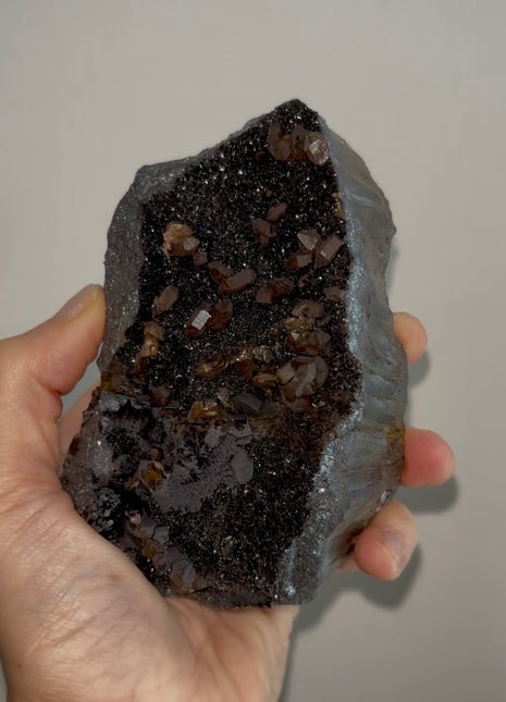 New ! Galaxy Hematite with Quartz