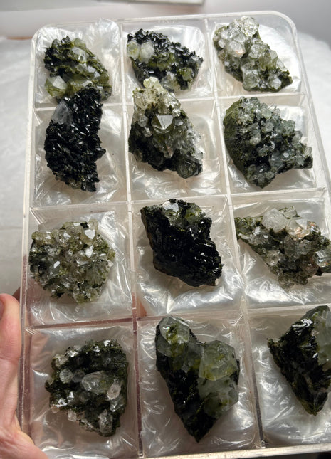 12 Pieces ! High Grade Green Epidote with Quartz Lot
