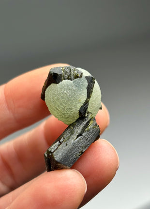 18 Pieces ! High Grade Apple Green Prehnite with Epidote Lot - From Mali