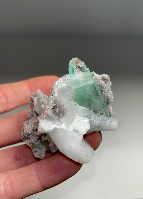 9 Pieces ! High Grade Green Apophyllite with Stilbite, Chalcedony