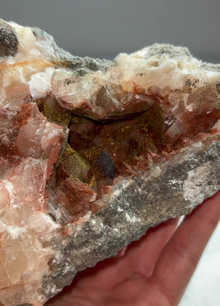 New find ! Iridescent Calcite with Chalcopyrite from Moldova