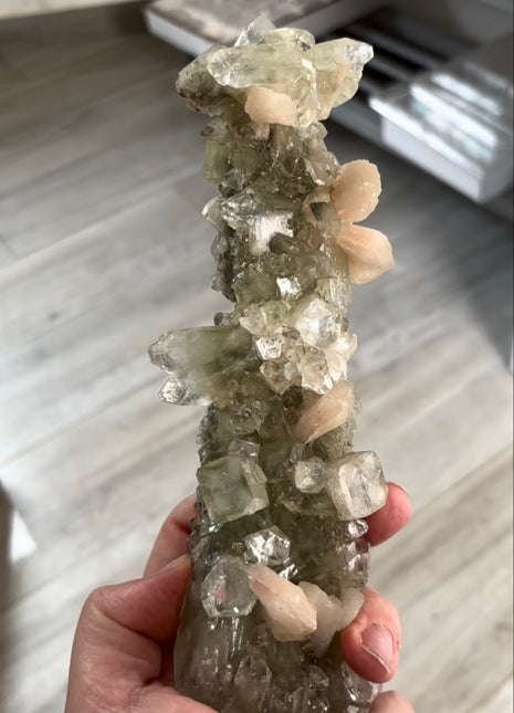 New arrival ! Gemmy Green Apophyllite Stalactite with Pink Stilbite