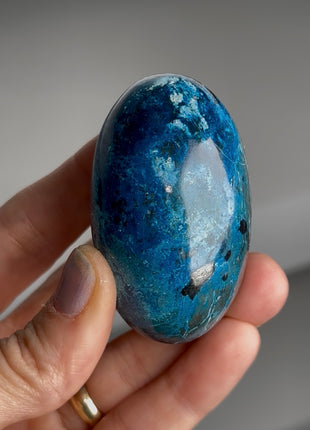 Blue Shattuckite Lingam from Namibia