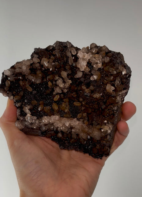 New ! Galaxy Hematite with Quartz