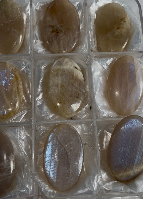 9 Pieces ! High Grade Flashy Rainbow Moonstone Lot