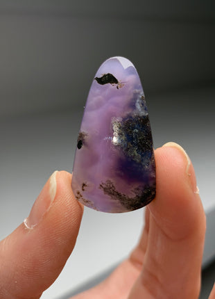 Green Moss in Purple Chalcedony !