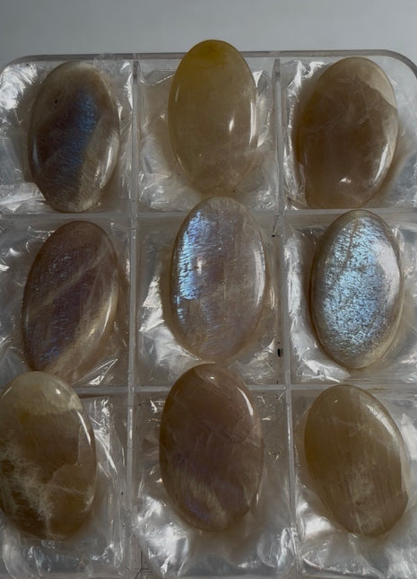 9 Pieces ! High Grade Flashy Rainbow Moonstone Lot