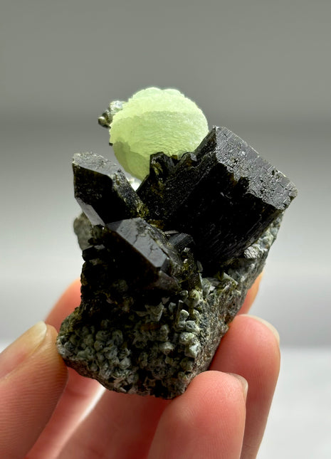 New ! Green Prehnite with Epidote - From Mali