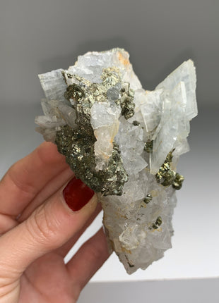 Barite with Pyrite and Quartz