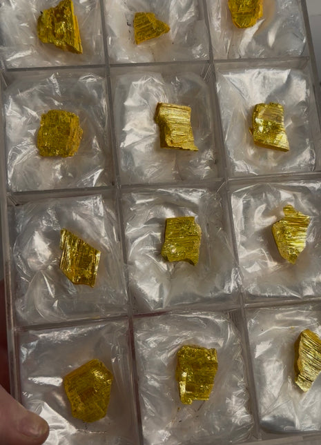 12 Pieces ! Vibrant Yellow Orpiment Lot