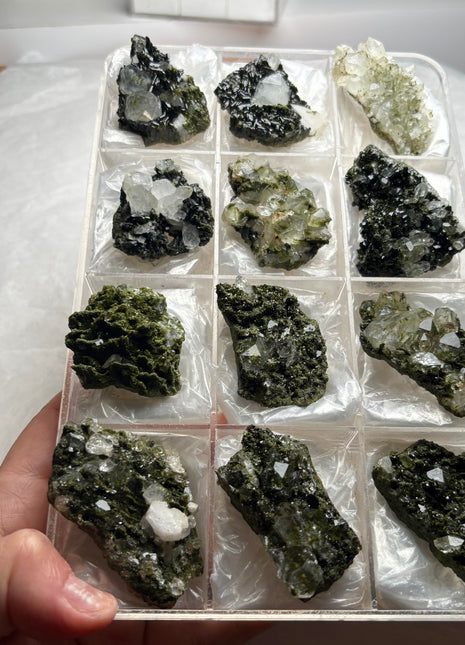 12 Pieces ! High Grade Green Epidote with Quartz Lot