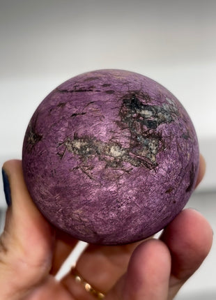 New ! Velvet Purpurite Sphere PM1619