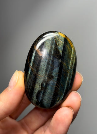Chatoyant Blue Tiger Eye