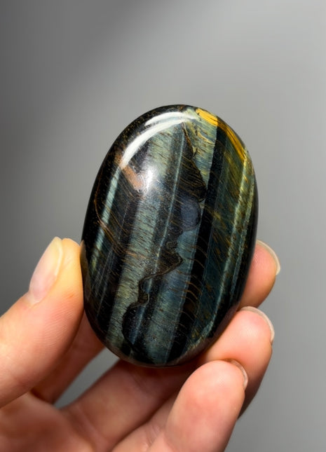 Chatoyant Blue Tiger Eye