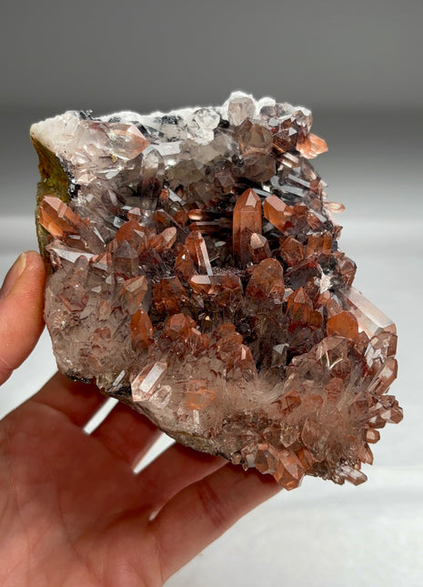 Shimmering Nevara Quartz
