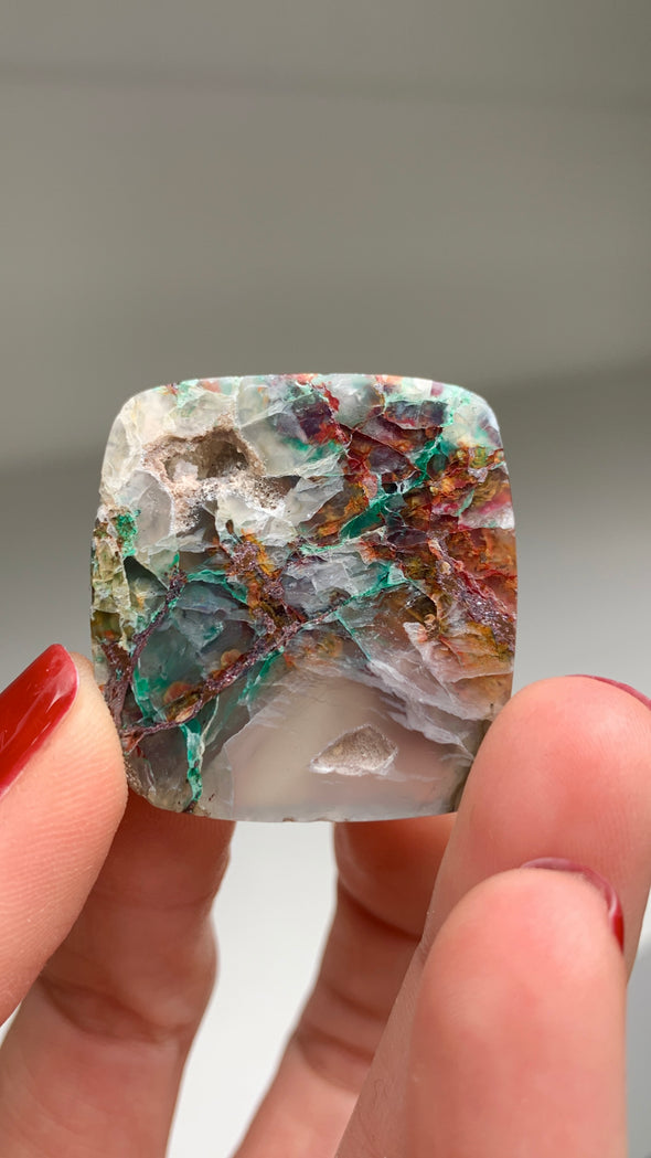 New ! Copper Ore and Blue Chrysocolla in Chalcedony ! 77 Carats