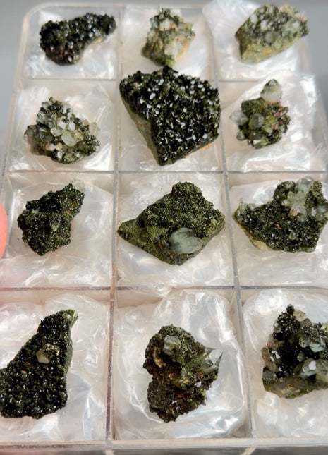 12 Pieces ! High Grade Forest Epidote with Quartz Lot