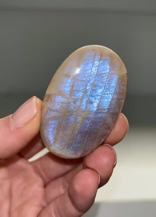 Top Grade Rainbow Moonstone from Tanzania