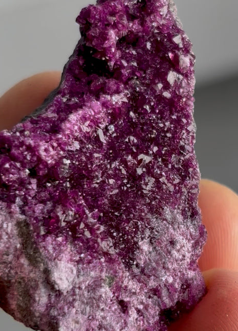 Rare ! Purple Red Kammererite Specimen PM1305