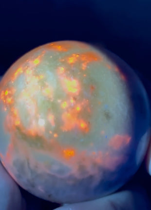 Glowing Yooperlite Sphere from Russia PM0801
