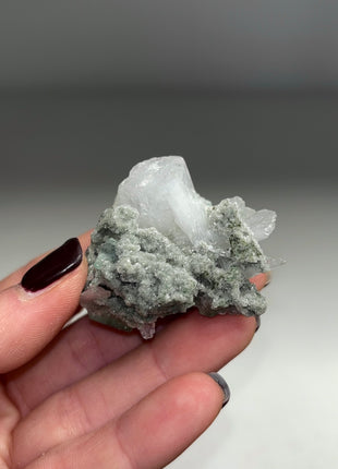 9 Pieces ! High Grade Green Apophyllite with Stilbite, Chalcedony