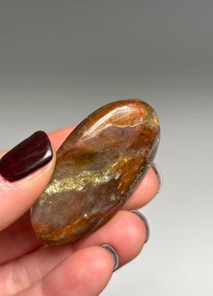 6 Piece Lot ! Golden Red Mica with Quartz