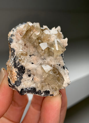 Wow ! Cerussite with Pink Barite