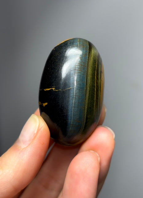 Chatoyant Blue Tiger Eye