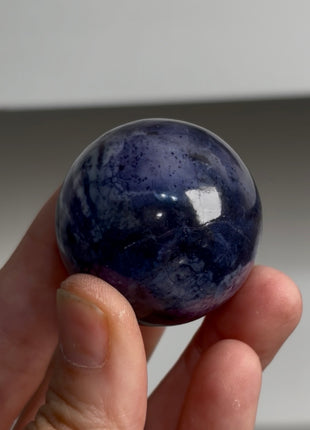 Wow ! Tiffany Stone Sphere