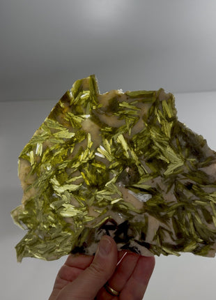 Green Actinolite in Quartz PM1680