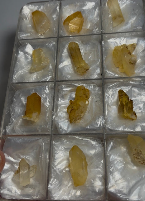 12 Pieces ! Iridescent Golden Quartz Lot 🌈 from Switzerland