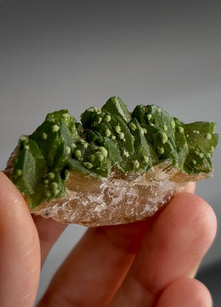 New ! Green Duftite with Calcite PM1660