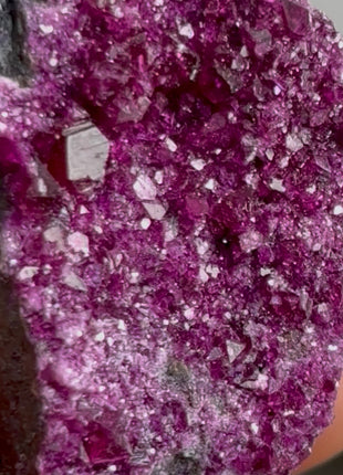 Rare ! Purple Red Kammererite Specimen