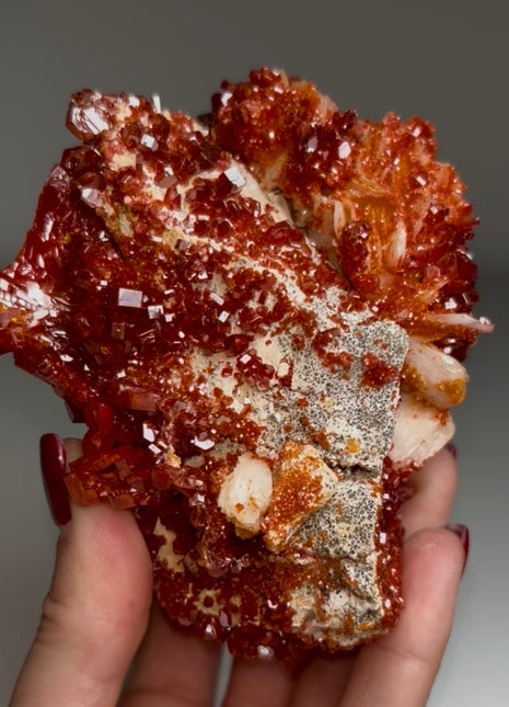Wow ! Red Vanadinite with Barite