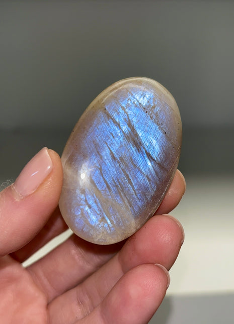 Top Grade Rainbow Moonstone from Tanzania