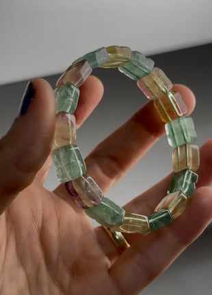 Candy Fluorite Bangle BG032