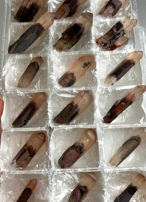 18 Piece Lot ! Shimmering Nevara Quartz