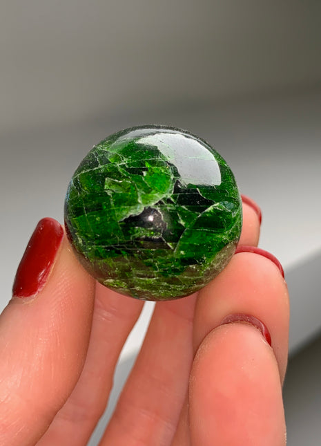 Rich Green Diopside Sphere 
# PM0104