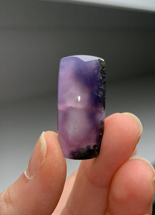 Green Moss in Purple Chalcedony !