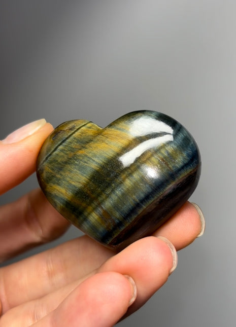 Chatoyant Blue Tiger Eye