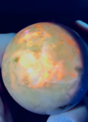 Glowing Yooperlite Sphere from Russia PM0805