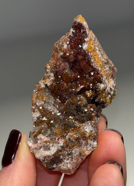 New ! Sparkling Red Quartz with Manganese Oxide